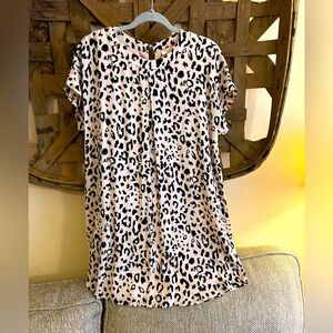 Andree by Unit leopard print blouse/dress.